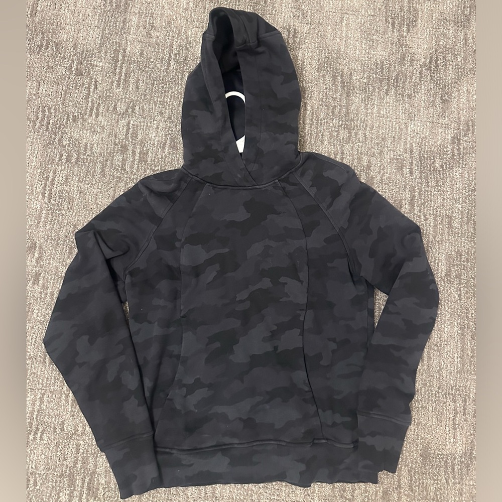 Lululemon camo hoodie size 6